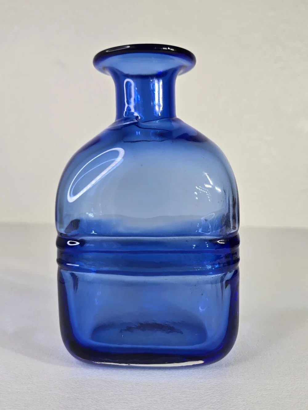 VTG‎ 1970s Kosta Boda Cobalt Blue Glass Vase Boda Studio Art Glass Colour Bertil